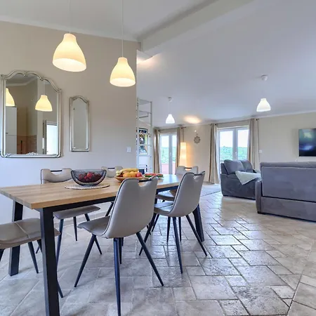 Majmajola By Interhome *